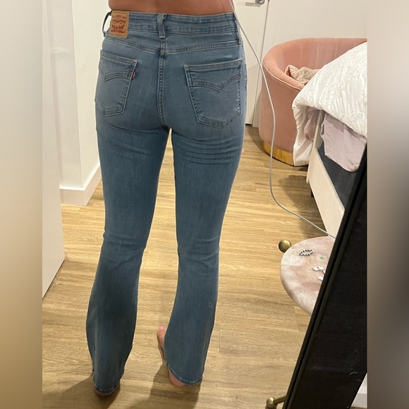 Levi's 725 High Rise Bootcut - Picture 4 of 4